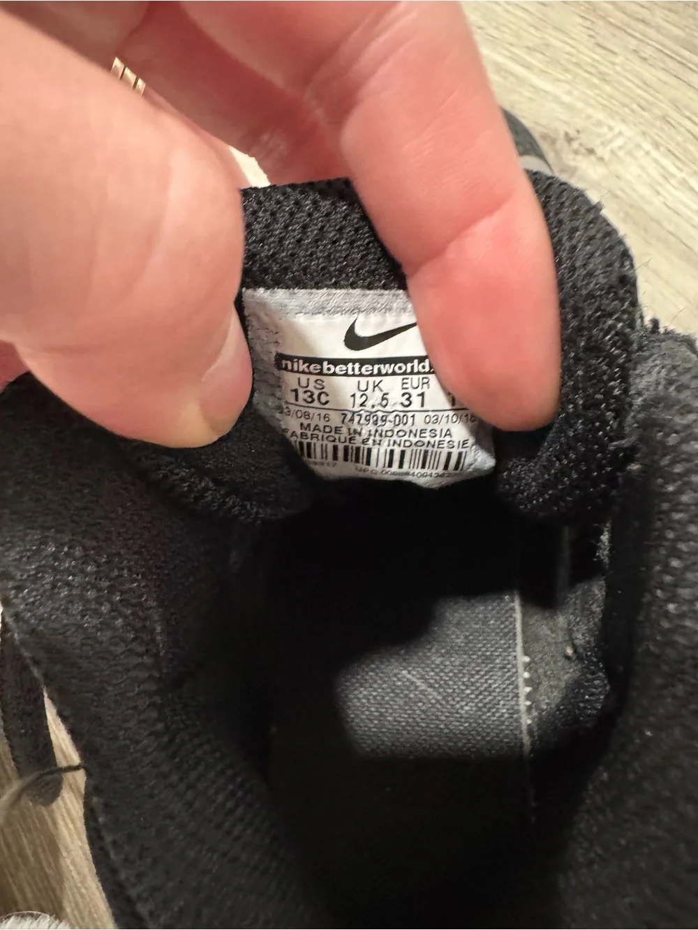 Nike Team Hustle D7 Shoe